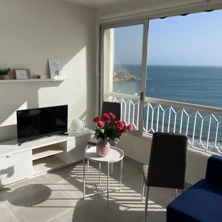 Precioso Apartamento A Estrenar En Primera Linea De Playa Benidorm Exteriör bild