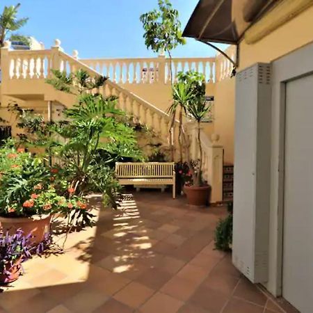Precioso Apartamento A Estrenar En Primera Linea De Playa Benidorm Exteriör bild