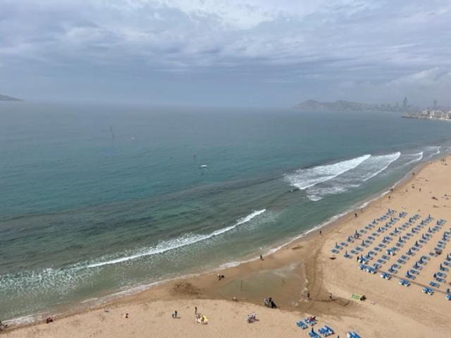 Precioso Apartamento A Estrenar En Primera Linea De Playa Benidorm Exteriör bild