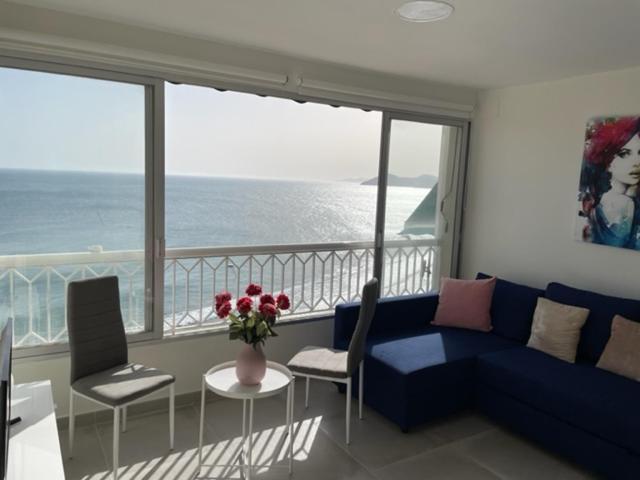 Precioso Apartamento A Estrenar En Primera Linea De Playa Benidorm Exteriör bild